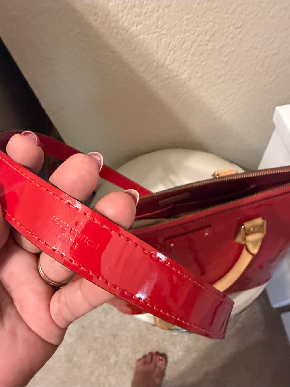 Louis Vuitton Red Patent Tote with Natural Leather Trim - Picture 7 of 15